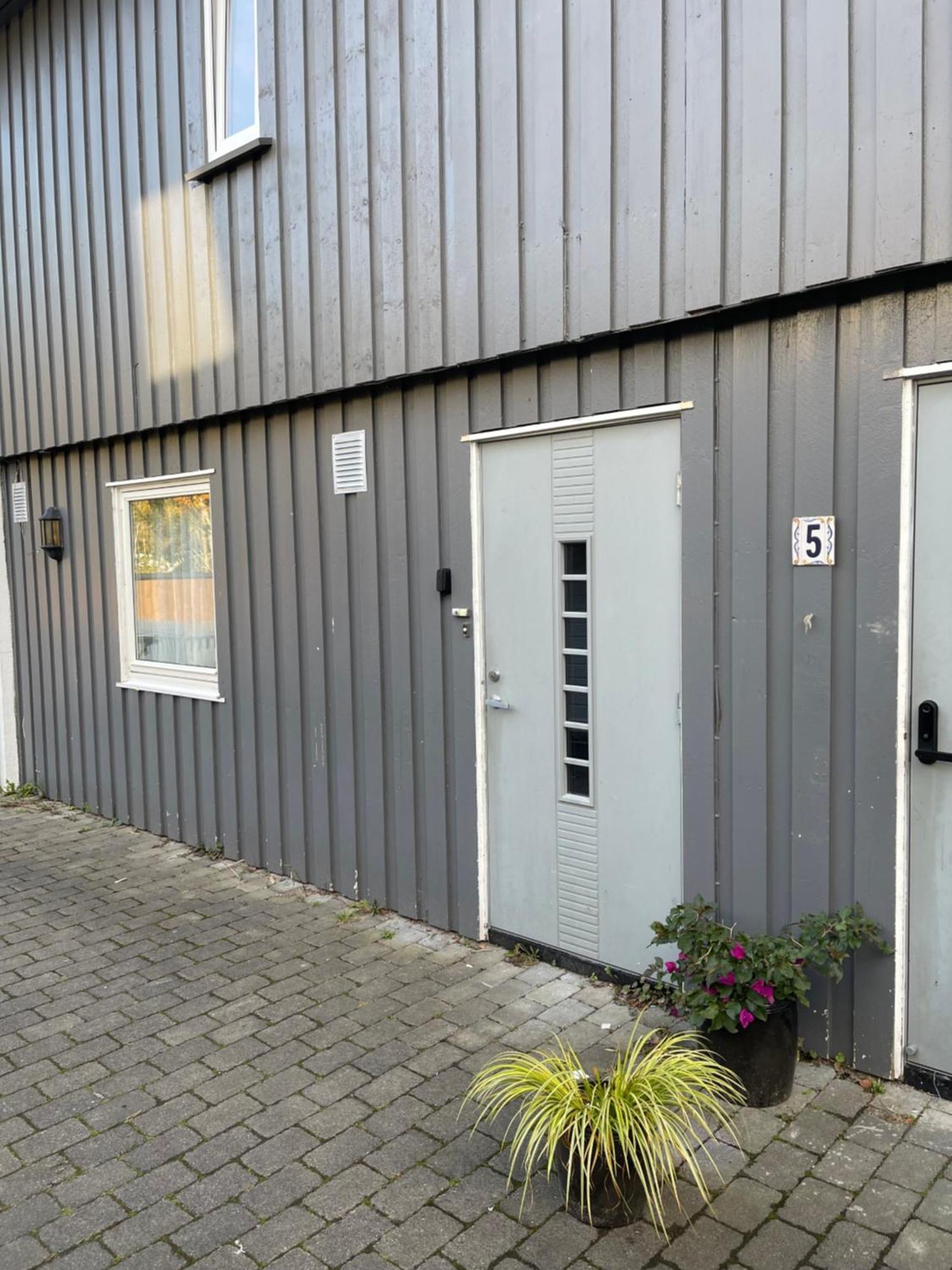 Lys Rent Og Trivelig Hybelleilighet Kristiansand Ngoại thất bức ảnh
