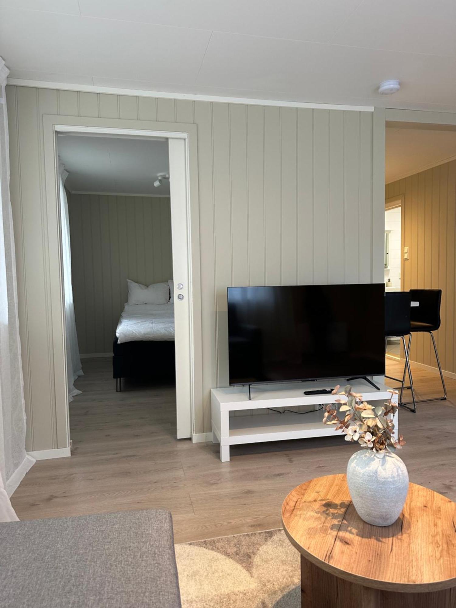Lys Rent Og Trivelig Hybelleilighet Kristiansand Ngoại thất bức ảnh